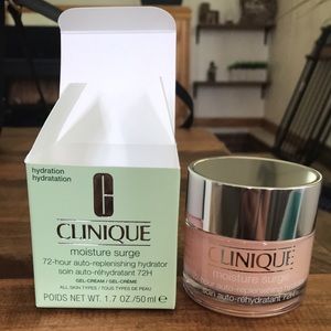 Clinique moisture surge